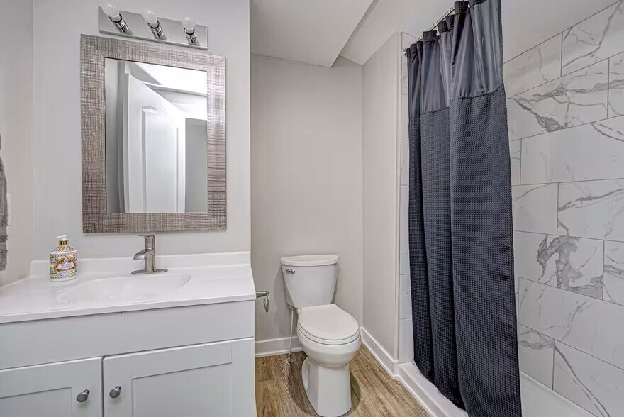 More Photos Of , Indianapolis Multifamily For Sale