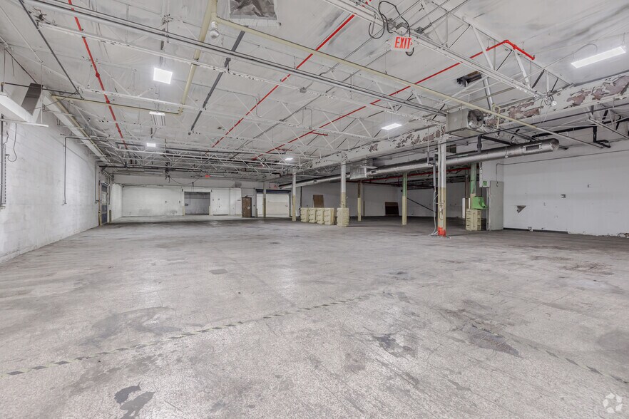 More Photos Of 755 New Ludlow Rd, South Hadley Warehouse For Sale