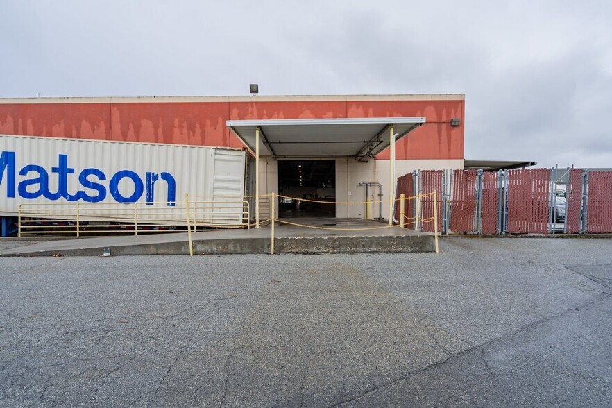 More Photos Of 255 Apollo Way, Hollister Warehouse For Lease