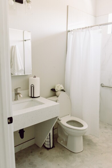 More Photos Of 8736 E Joshua Tree Ln, Scottsdale Assisted Living For Sale