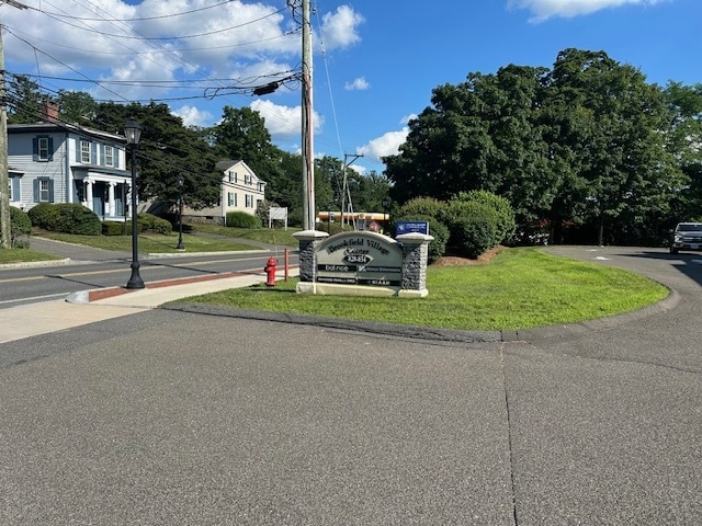 More Photos Of 828 Federal Rd, Brookfield Office For Lease