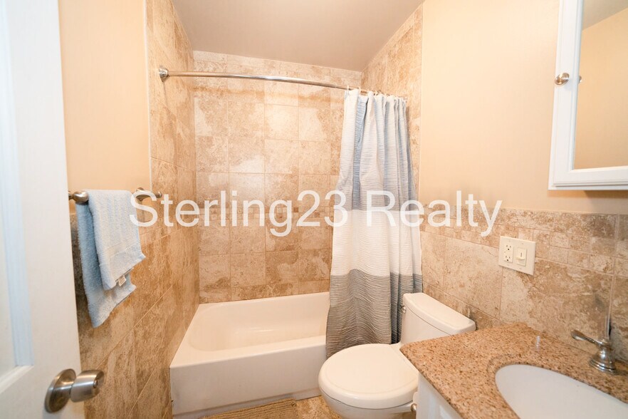 More Photos Of , Astoria General Retail For Sale