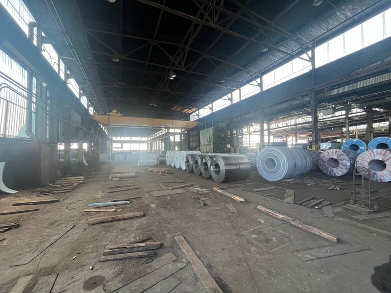 More Photos Of 5 N Wilson Ave, Bristol Industrial For Lease