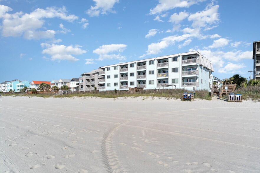 More Photos Of 1011 S Ocean Blvd, Surfside Beach Hotel For Sale