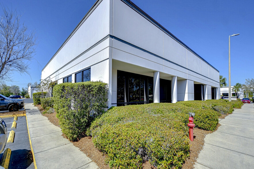 More Photos Of 10770 N 46th, Tampa Medical For Lease