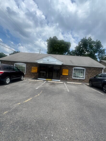 More Photos Of 3232 S Perkins Rd, Memphis Freestanding For Sale