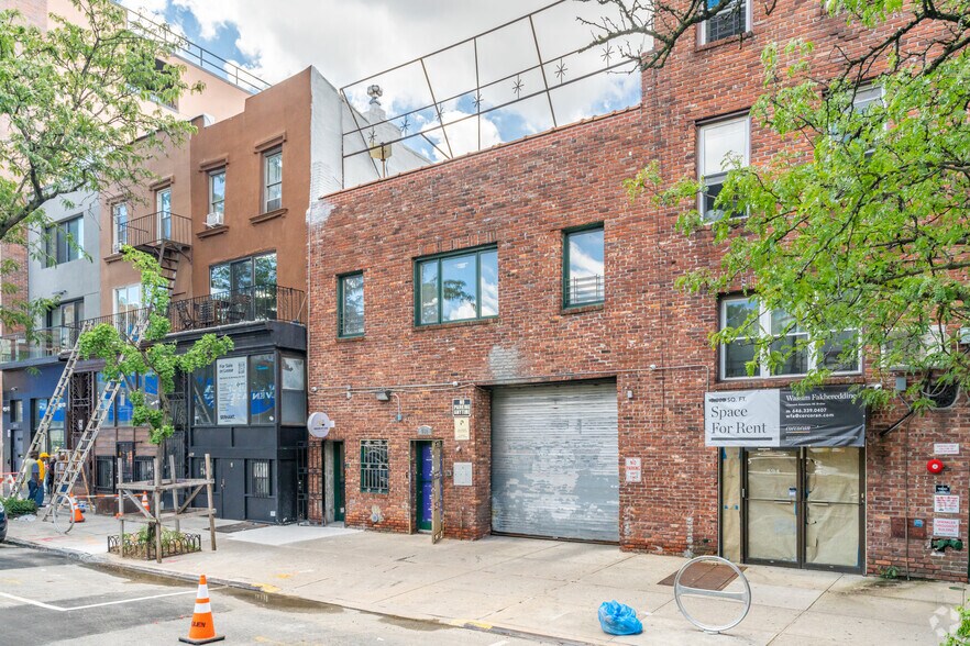 More Photos Of 592 Pacific St, Brooklyn Loft Creative Space For Lease