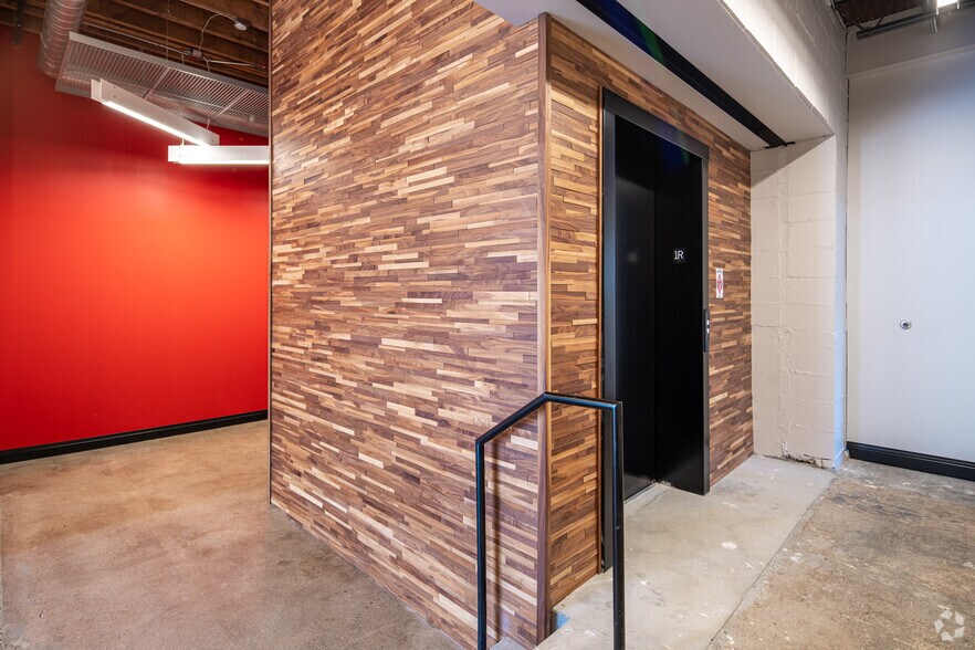 More Photos Of 1911 Nicollet Ave, Minneapolis Medical For Lease
