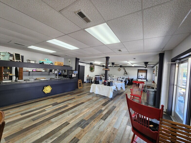 More Photos Of 2302 Low Country Hwy, Ehrhardt Specialty For Sale