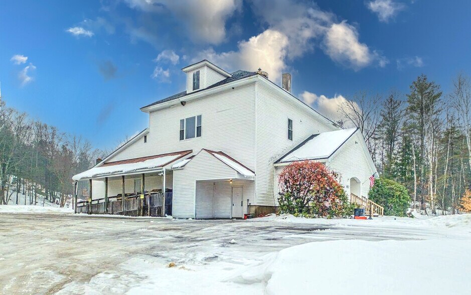Primary Photo Of 184 Route 108, Rumford Freestanding For Sale