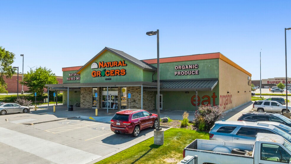 More Photos Of 212 N 48th St, Lincoln Supermarket For Sale