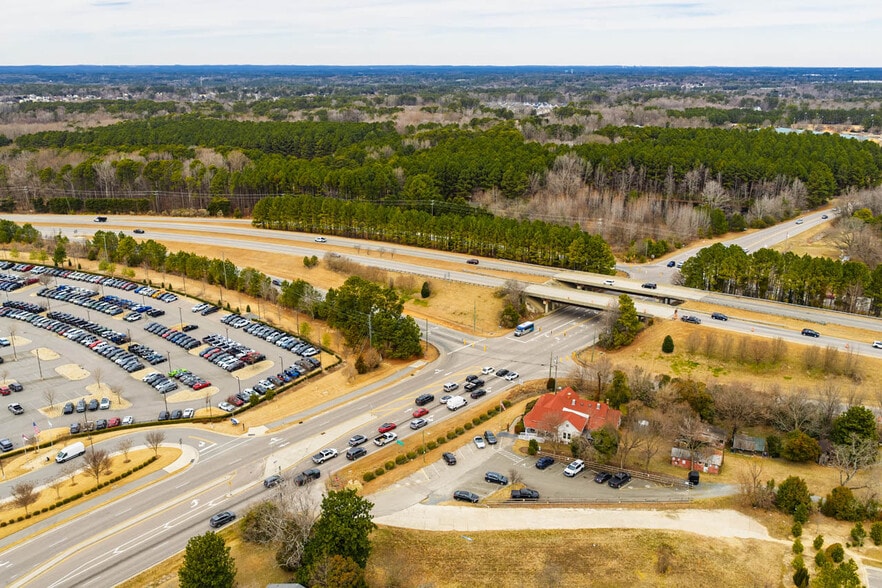 More Photos Of 130 Salem Towne Ct, Apex Office For Sale