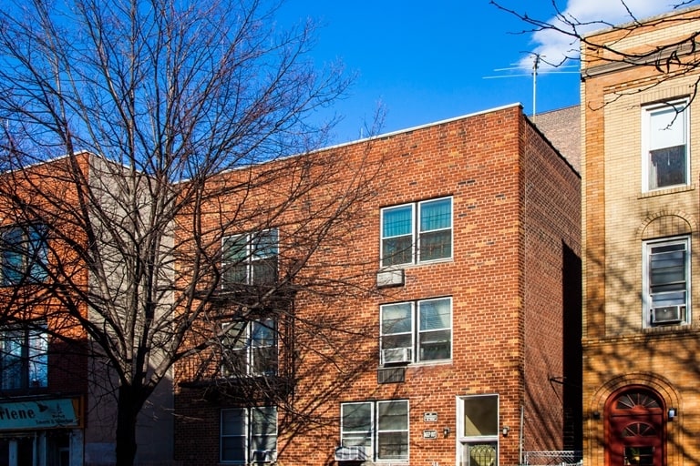 Primary Photo Of 4115 49th St, Sunnyside Apartments For Sale