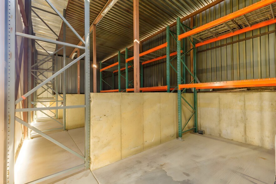 More Photos Of 260 DL Sargent Rd, Cedar City Warehouse For Sale