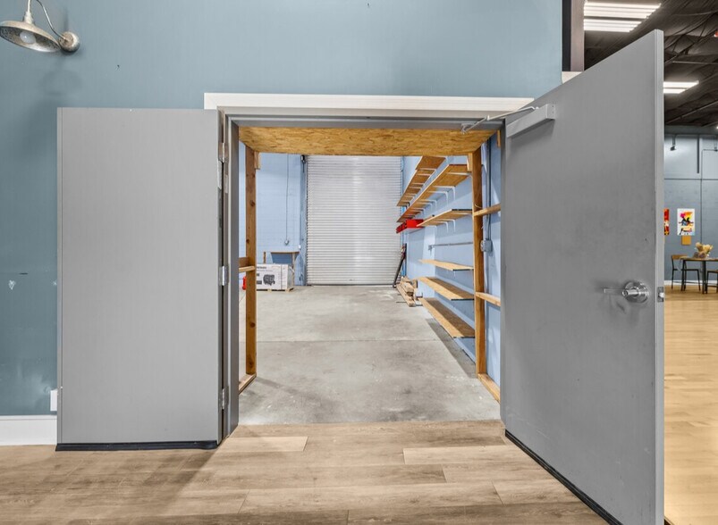 More Photos Of 3350 Tyrone Blvd N, Saint Petersburg Freestanding For Lease