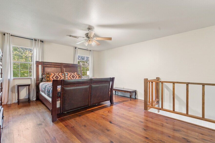 More Photos Of 122 Ouachita River Haven Rd, Pencil Bluff Hotel For Sale