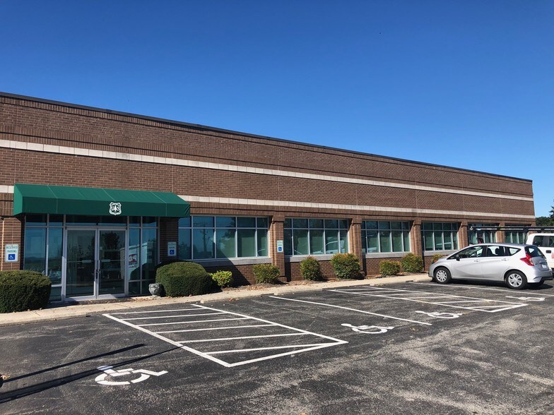 More Photos Of 5162 Valleypointe Pky, Roanoke Medical For Lease