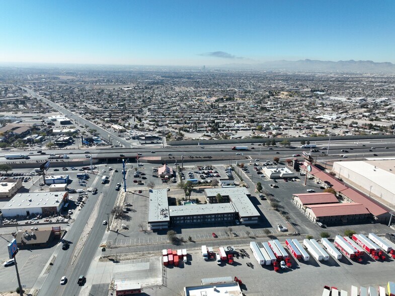 More Photos Of 11049 W Gateway Blvd, El Paso Hotel For Sale