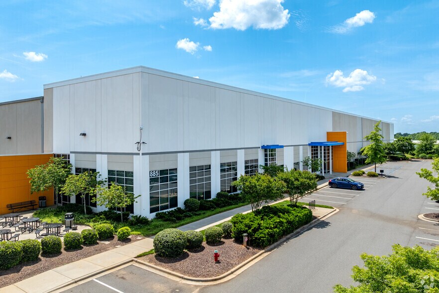 Primary Photo Of 885 Paragon Way, Rock Hill Warehouse For Lease