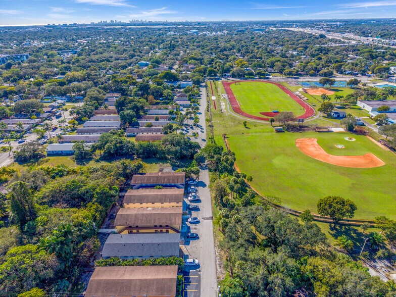 More Photos Of 640 SW 16th Ave, Fort Lauderdale Apartments For Sale
