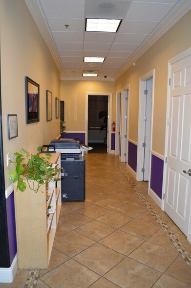 More Photos Of 2820 S Jones Blvd, Las Vegas Office For Sale