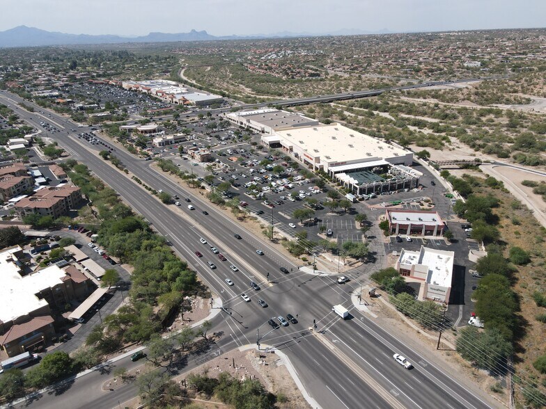 Primary Photo Of 10775-10885 N Oracle Rd, Tucson Unknown For Lease