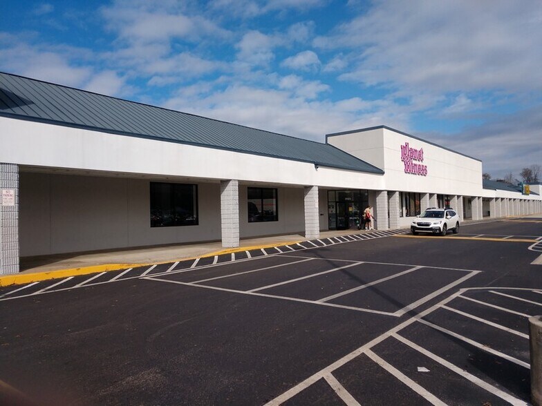 More Photos Of 1900 Veterans Blvd, Dublin Unknown For Lease