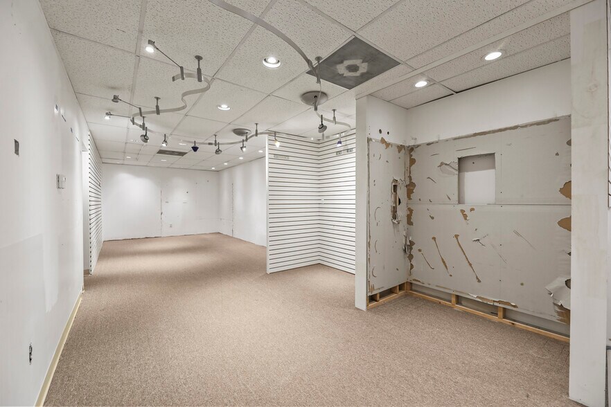 More Photos Of 1311 East St, Pittsfield Warehouse For Sale