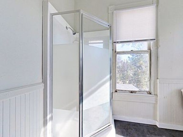 More Photos Of 415 Dewey St, Waycross Apartments For Sale