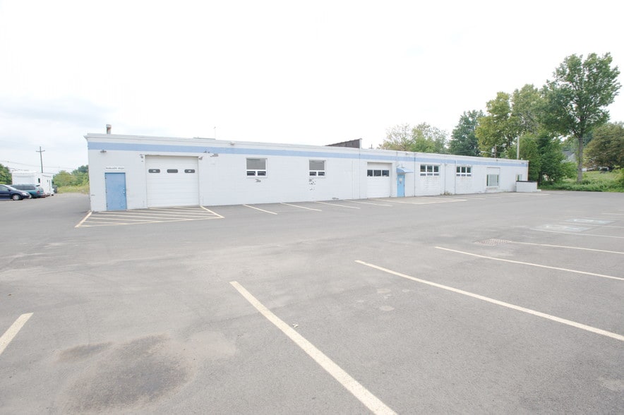 More Photos Of 82 Midland Ave, Saddle Brook Light Manufacturing For Lease