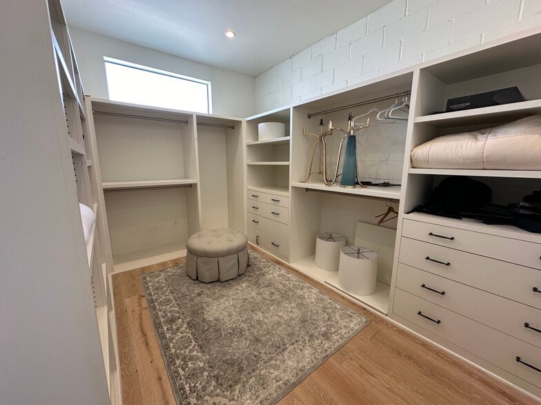 More Photos Of 4775 Memphis St, Dallas Light Distribution For Sale