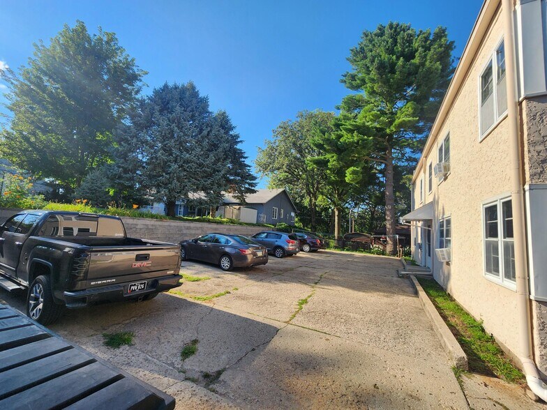 More Photos Of 1405 Chestnut St, Atlantic Apartments For Sale