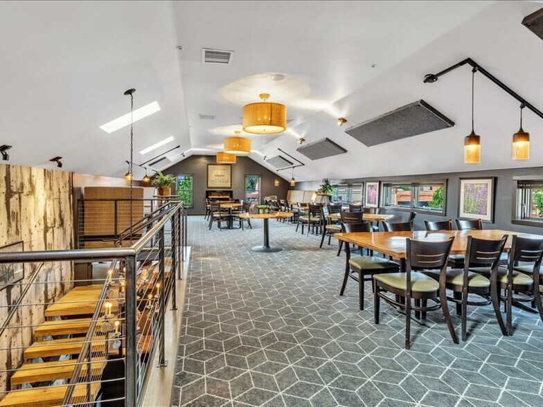 More Photos Of 121 E 2nd Ave, Niwot Restaurant For Lease