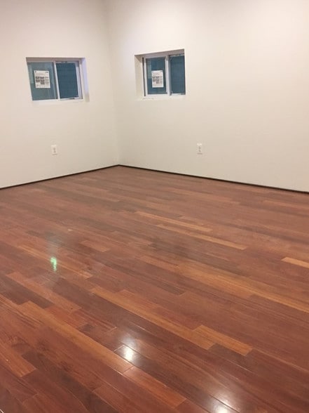 More Photos Of 805 N Loudoun St, Winchester Unknown For Lease