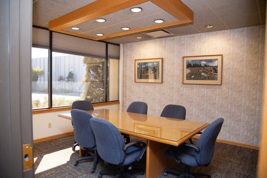 More Photos Of 2710 Delta Pl, Colorado Springs Office For Sale