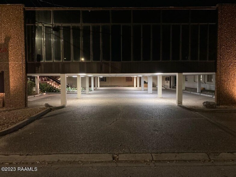 More Photos Of 969 Coolidge St, Lafayette Office For Lease