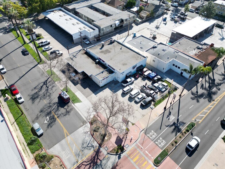 More Photos Of 203-205 S Main St, Santa Ana Freestanding For Sale