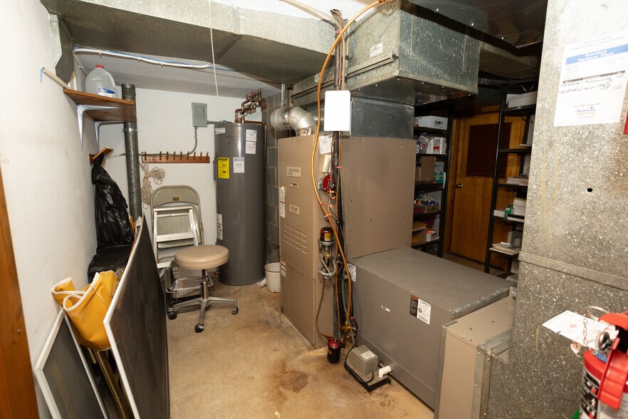 More Photos Of 73 Amboy Ave, Metuchen Medical For Sale