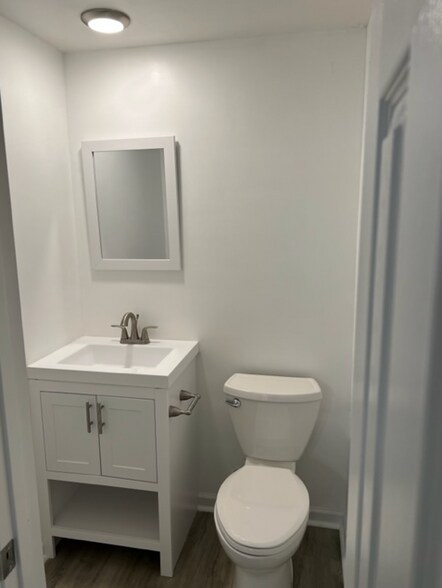 More Photos Of 1806 Hayward Ave, Chesapeake Loft Creative Space For Lease