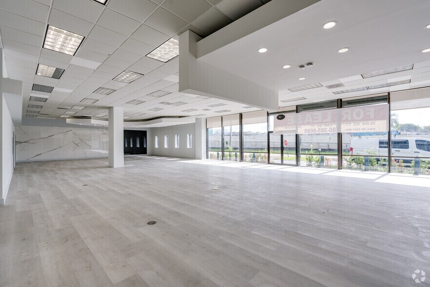 More Photos Of 3500 NW 77th Ct, Doral Warehouse For Sale