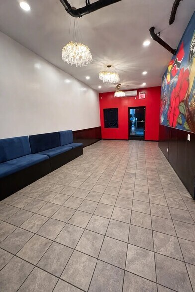 More Photos Of 158 Utica Ave, Brooklyn Storefront Retail Residential For Lease