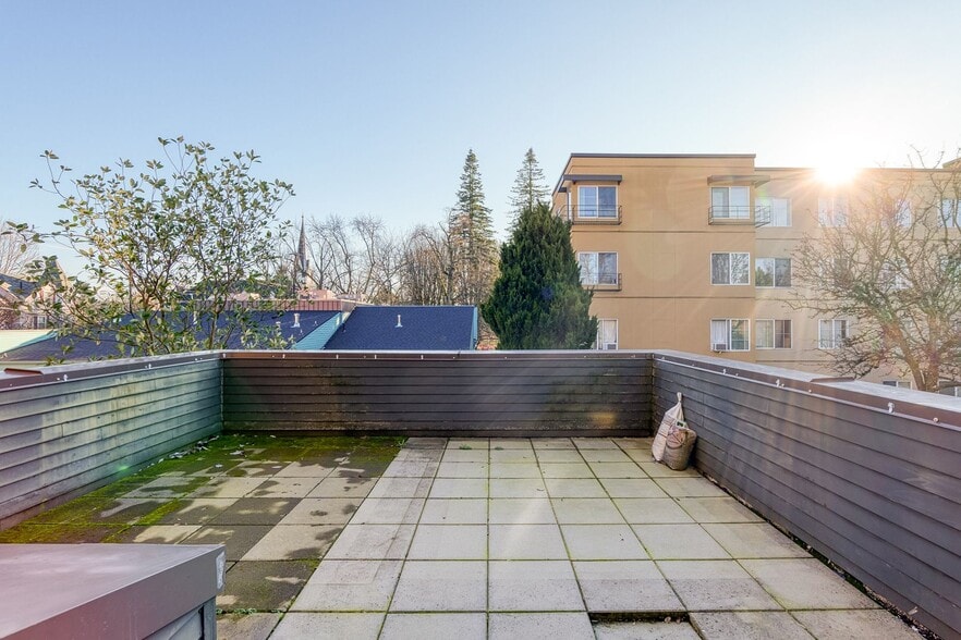 More Photos Of 3037-3041 N Williams Ave, Portland Apartments For Lease