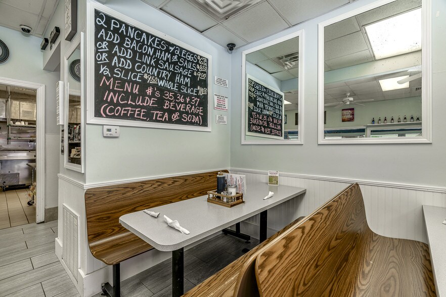More Photos Of 100 E Fort Macon Rd, Atlantic Beach Restaurant For Sale