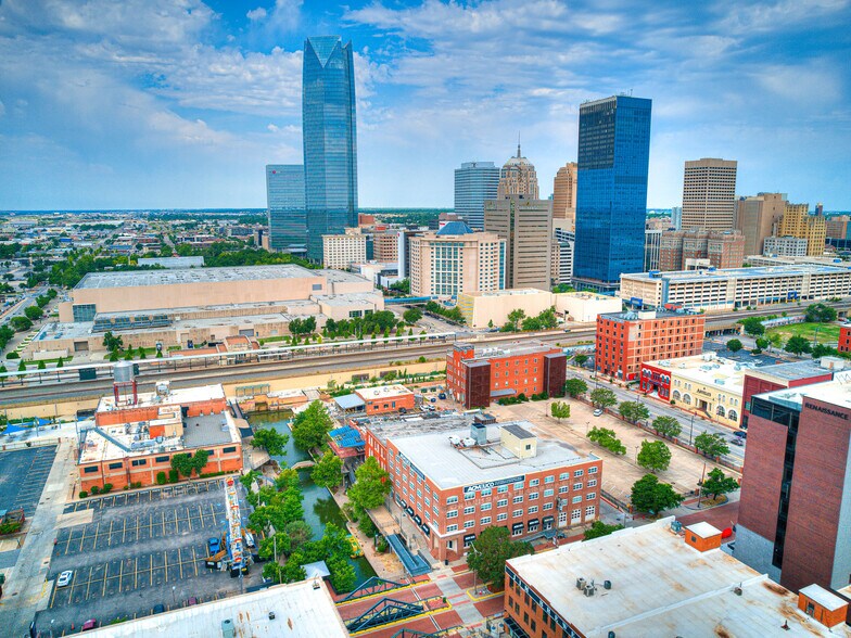 More Photos Of 15 E California Ave, Oklahoma City Restaurant For Sale