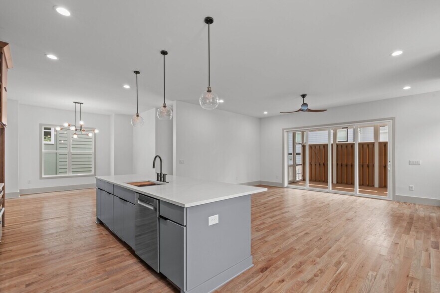 More Photos Of , Raleigh Multifamily For Sale