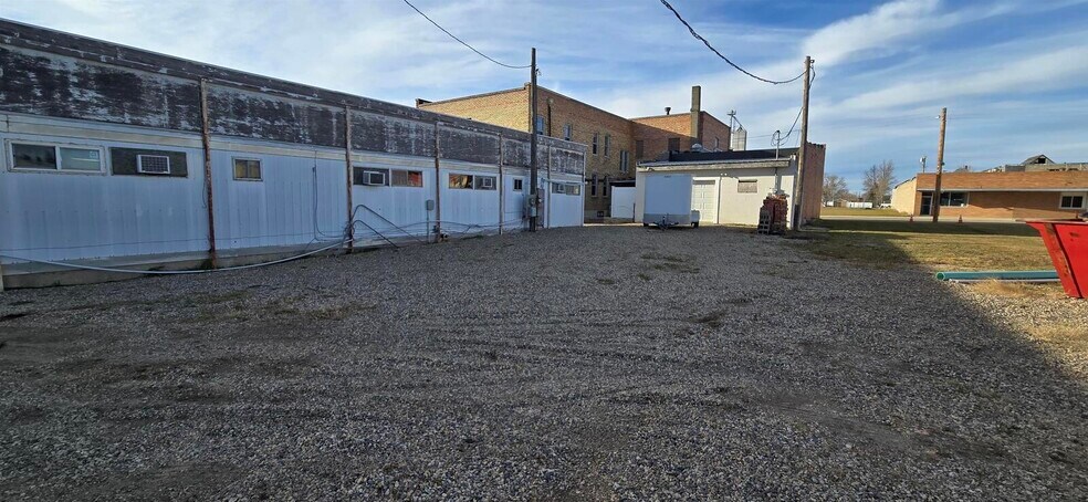 More Photos Of 3 Main St SE, Bowbells Specialty For Sale