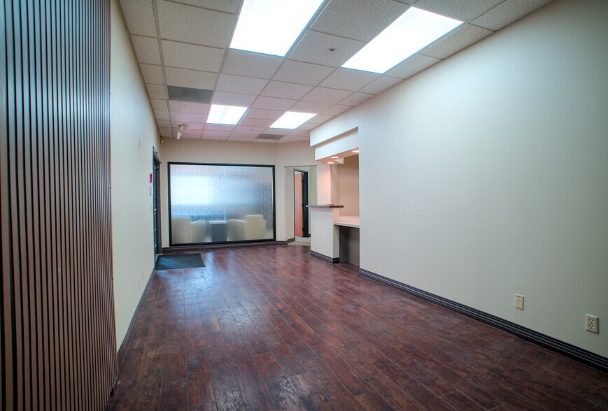More Photos Of 1611 E 4th St, Santa Ana Loft Creative Space For Lease