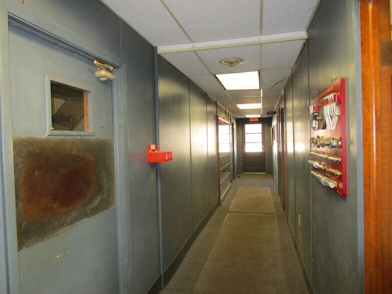 More Photos Of 4393 River St, Scio Warehouse For Lease
