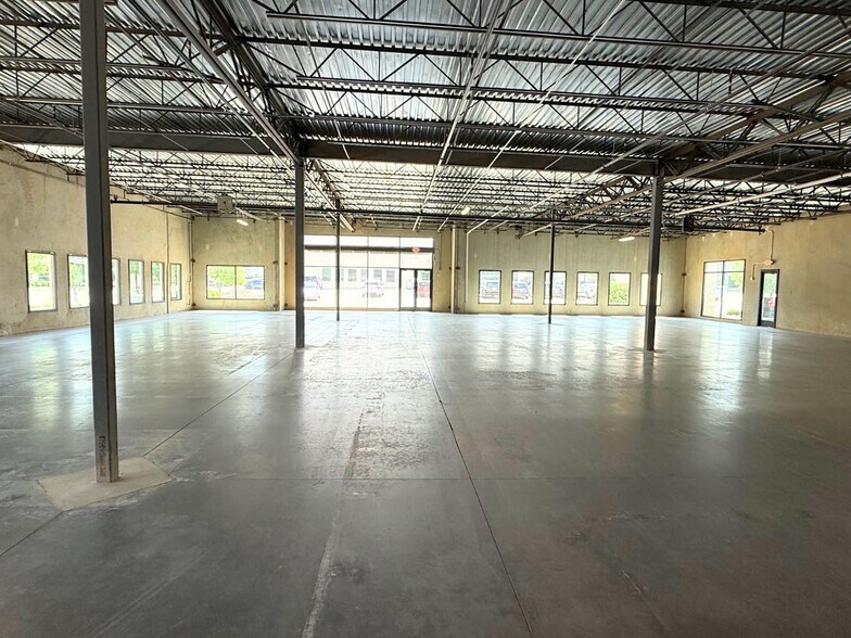 More Photos Of 445 S Kimball Ave, Southlake Unknown For Lease