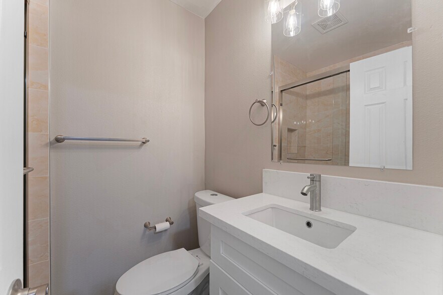 More Photos Of 805 S 10th St, Montebello Multifamily For Sale